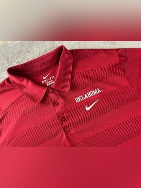 Nike Dri-Fit Oklahoma Sooners OU Polo Shirt Mens XL Crimson Striped Golf Casual